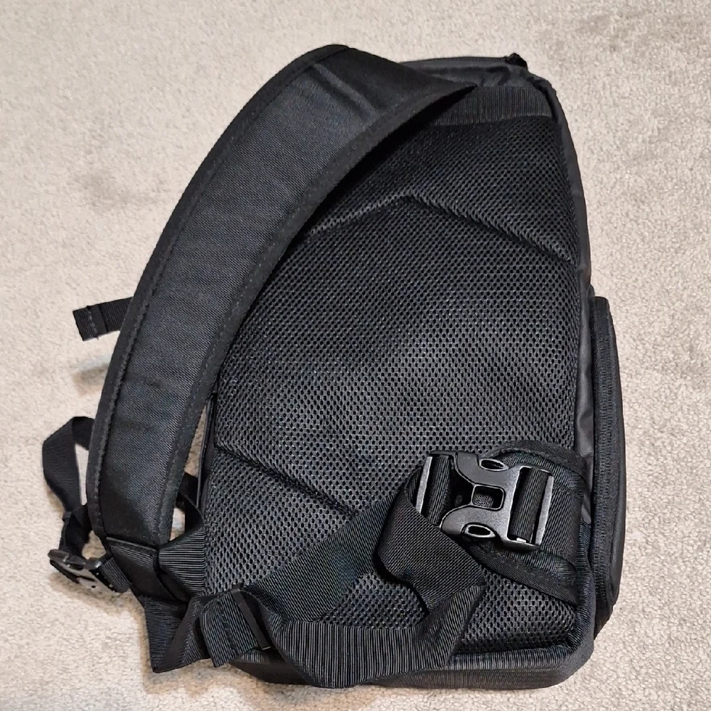 Black Urban Backpack with Padded Compartments and Durable Design - Picture 3 of 7